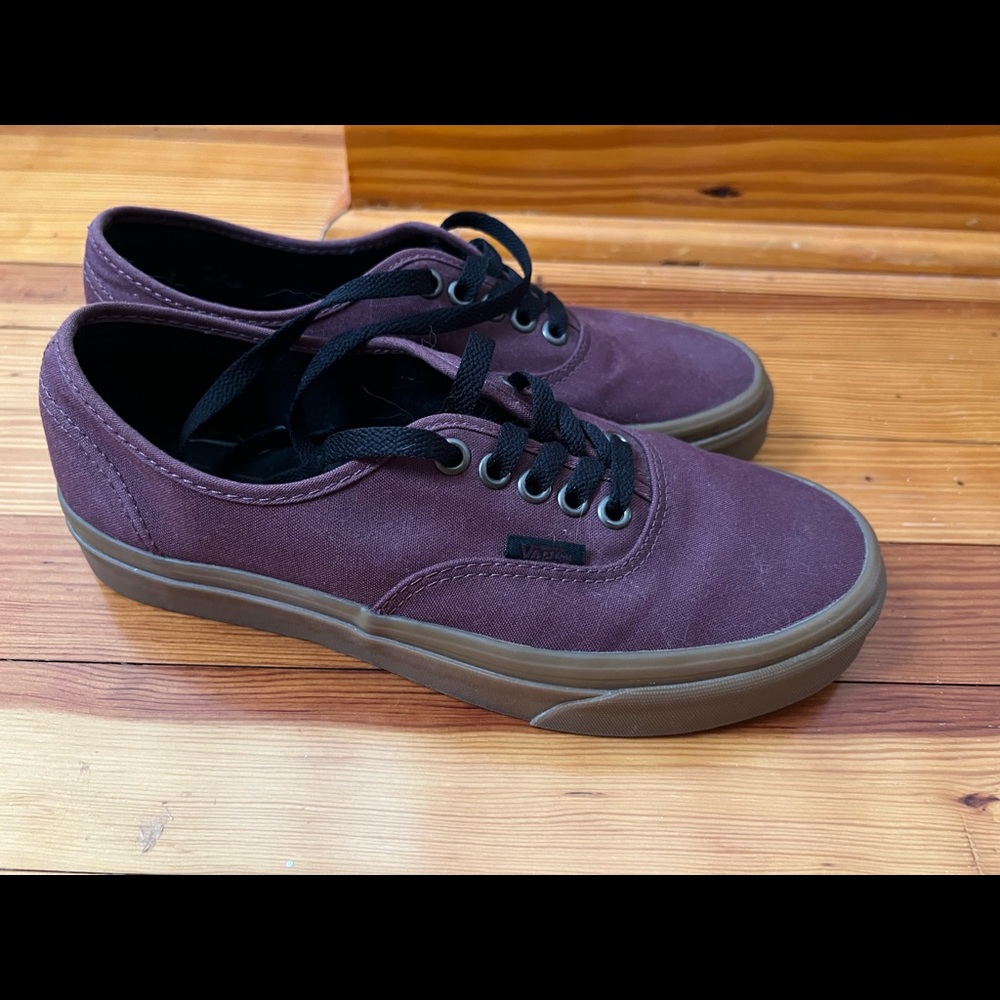 Vans Authentic Shoes in Burgundy with Gum Sole